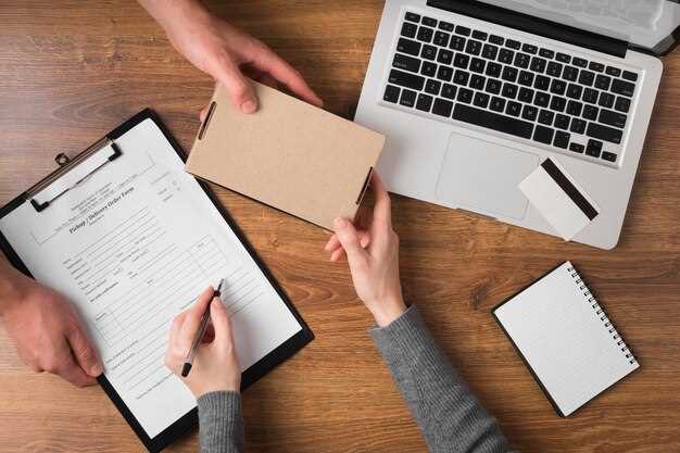 ИП обязан подать уведомление о смене регистрационных данных одним из указанных выше способов в течение 10 рабочих дней с момента изменения этих данных. То есть, если вы арендуете офис, уведомление должно быть подано не позднее, чем через 10 рабочих дней после подписания договора аренды.