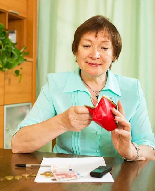 Среднемесячный доход определяется согласно статье 211 упомянутого Кодекса. Для этого берётся общая сумма доходов физического лица за последние 36 календарных месяцев и делится на это число (пункт 1 статьи 211 Социального кодекса).