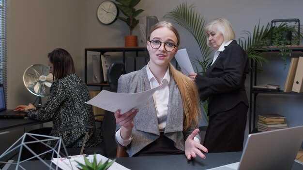 Согласно статье 1 Трудового кодекса РК, работник представляет собой физическое лицо, находящееся в трудовых отношениях с работодателем и выполняющее работу на основании трудового договора.