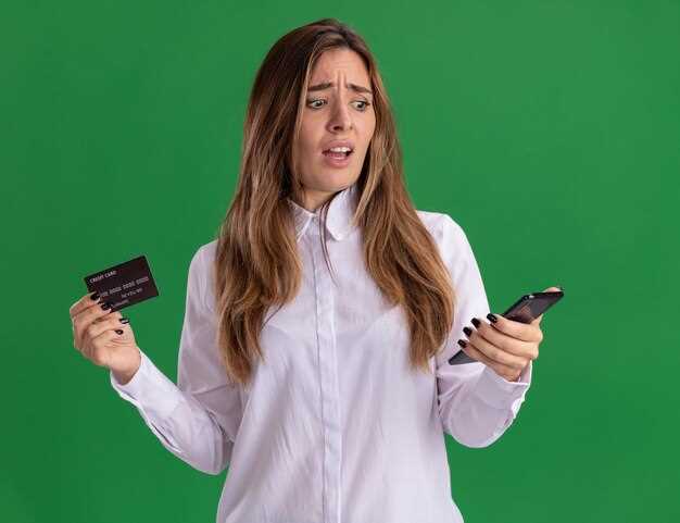 Для получения платёжной карты иностранному гражданину потребуется личное присутствие и предоставление документов, подтверждающих законность его пребывания в Казахстане (таких как трудовой договор, учебный контракт, вид на жительство и прочие). Процесс проверки личности будет проходить до момента выдачи карты. Банк также может проводить дополнительные проверки, включая запросы в правоохранительные органы и другие государственные учреждения для подтверждения добросовестности заявителя.