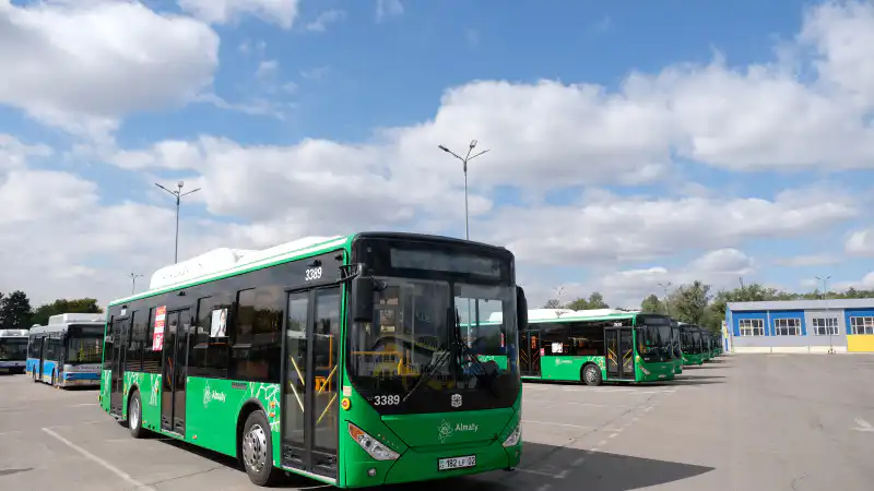 Алматинские автобусы: танец на новых маршрутах в городском ритме