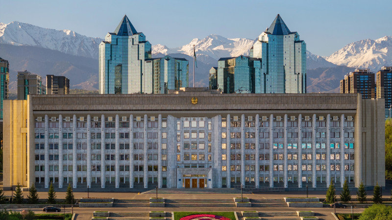 Алматы на распутье: кто станет новым капитаном в бурном море перемен?
