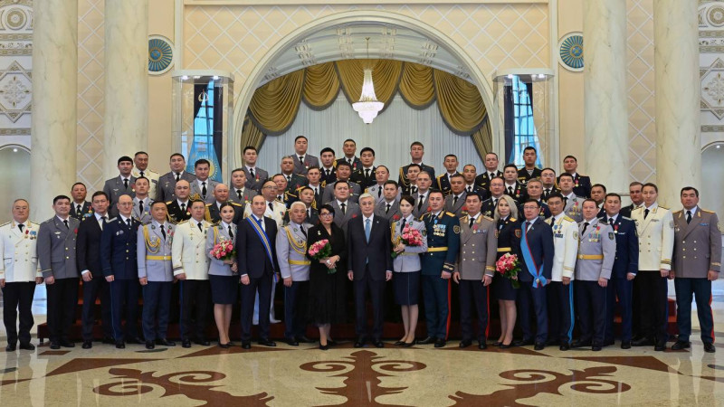 Президентом были присвоены новые звания: опубликован указ