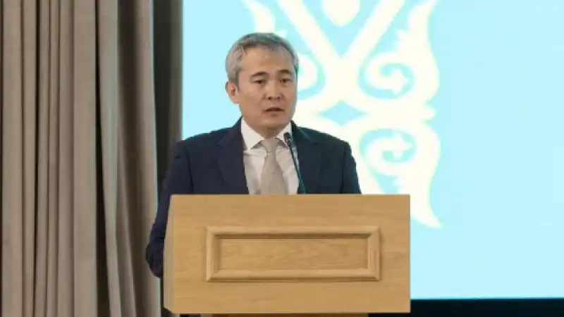 Второй акт в алматинской политической пьесе: кто выйдет на сцену после главного героя?