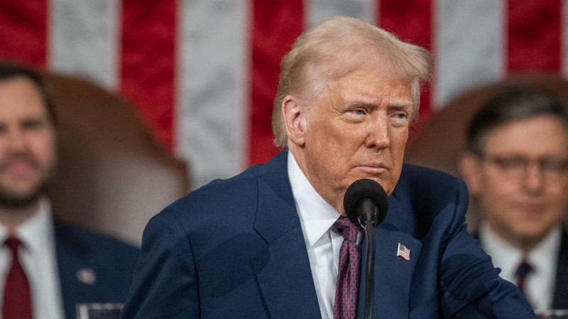 Трамп направит спецпосланников на возможные переговоры России и Украины в Стамбуле 15 мая