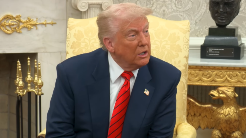 Трамп настоял на том, чтобы Украина незамедлительно согласилась на переговоры с Москвой