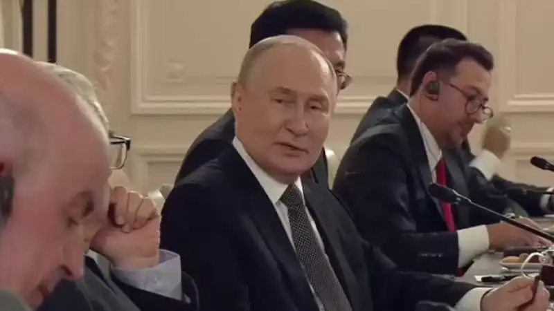 Путин подчеркивает стратегическую близость с Казахстаном: новые горизонты для союзнических отношений Астане