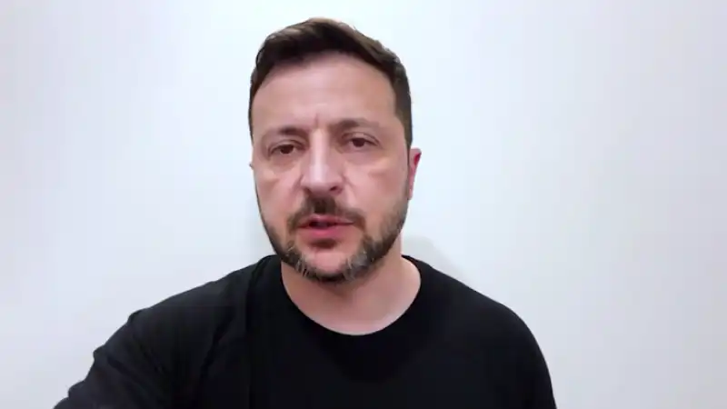 Зеленский на распутье: стамбульский мост к диалогу под угрозой