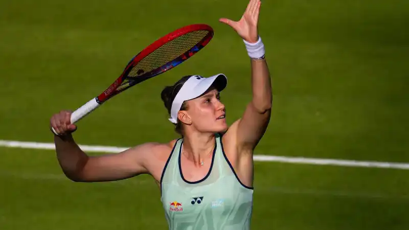 Елена Рыбакина сражается с первой ракеткой мира в четвертьфинале WTA 500 в Берлине Астане