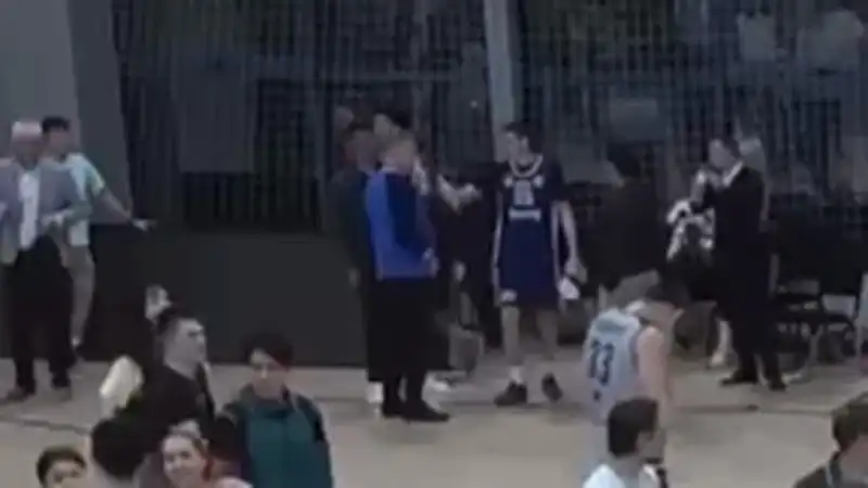 Казахстанский баскетболист Максим Марчук наказан: дисквалификация и штраф за критику федерации Астане