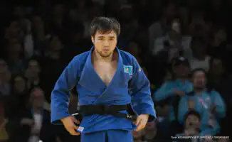 Последний раунд: Елдос Сметов снимает перчатки и уходит в закат