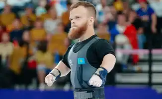 Давид Дегтярев: Казахстанский паралимпиец устанавливает новый рекорд в пауэрлифтинге и подтверждает статус двукратного чемпиона