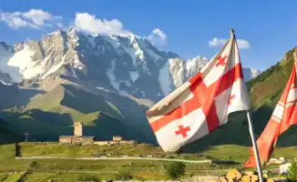 Грузия: новый лабиринт для иностранцев — Казахстанцы на распутье