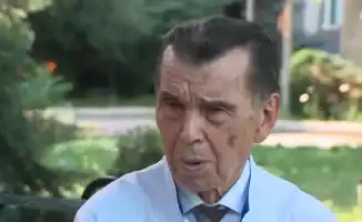 Общественность восхищена преданностью 86-летнего врача, продолжающего заботиться о пациентах в Алматы