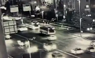 Автобус против столба: столкновение, которое стало уроком для всех участников движения