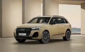 Audi Q7: Кроссовер, который не просто следует за звездами, а сам становится их светилом