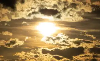 Погода в Астане и Алматы: как капризная невеста меняет наряды на глазах у гостей