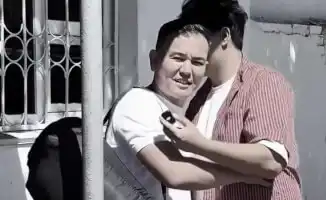 Казахстан: когда деньги прячут под подушкой, а эмоции на скамейке, и вайнеры в поисках свободы