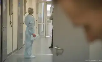 Общественность требует немедленных действий для защиты медиков после совещания с премьером