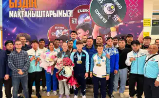 Кто поднимет вес в Астане: юниоры или юноши?