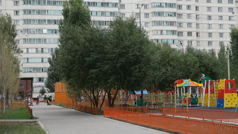 Критика новых районов Астаны: грязь, плохие дороги и отсутствие общественных пространств Астане