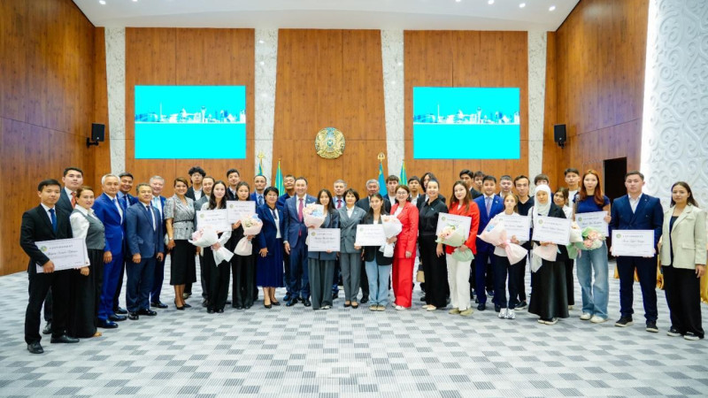 Гранты для молодежи: ключ к будущему Астаны Астане