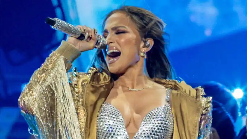 Концерты Джей Ло в Казахстане: как визит певицы повлиял на бюджет страны Астане