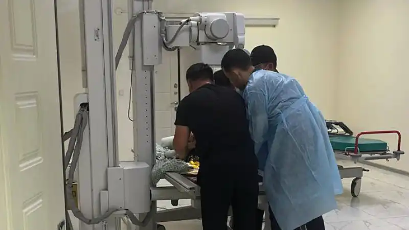 Дети из Бестерека: как хрупкие цветы, пережившие бурю, восстанавливаются в столичных больницах Астане