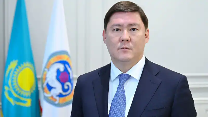 Алмасхан Сматлаев назначен новым замакима Алматы Астане