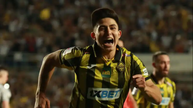 Кайрат обыграл Слован в серии пенальти и вышел в квалификационный раунд плей-офф Лиги чемпионов Астане