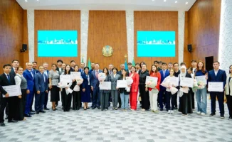 Гранты для молодежи: ключ к будущему Астаны