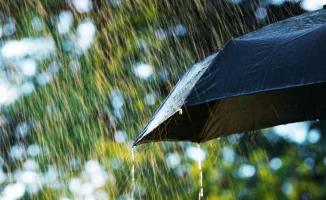 Гроза, град и шквалистый ветер: непогода в Казахстане 21 августа