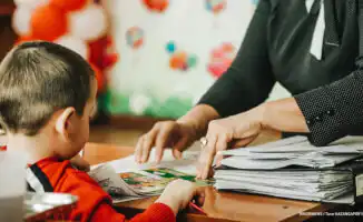 Родители требуют упрощения процесса оформления в детский сад: эксперты поддерживают инициативу