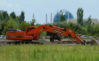 В сердце Астаны снова бьётся пульс: лакомый кусок земли на распутье между надеждами и разочарованиями