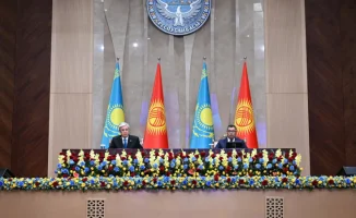 Токаев и Жапаров: Сотрудничество Казахстана и Кыргызстана на новом уровне после переговоров