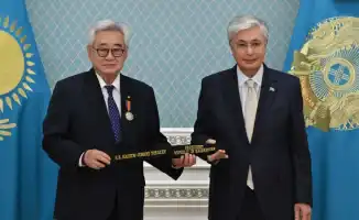 Касым-Жомарт Токаев: Президент Казахстана встал на одну ступень с легендами, получив черный пояс девятого дана от главы Всемирной федерации тхэквондо