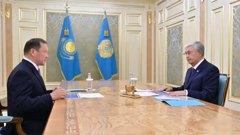 Токаев встретился с акимом Костанайской области Кумаром Аксакаловым для обсуждения местных инициатив Астане