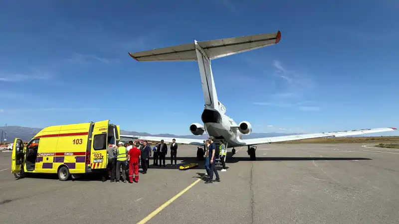 Самолет спасения: дети из Бестерека в Астану Астане