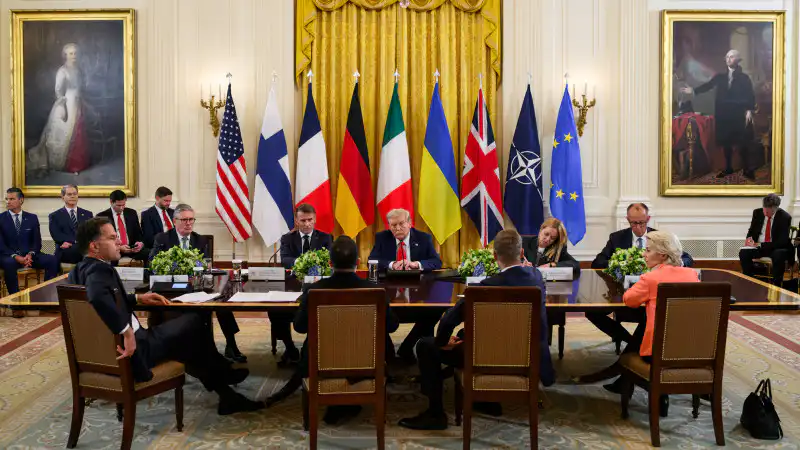 Трамп и Зеленский провели переговоры в Вашингтоне: лидеры Европы поддержали диалог Астане