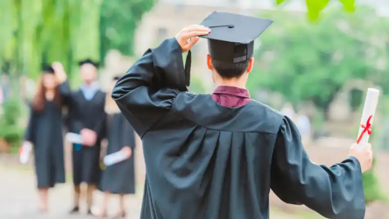 В Казахстане стартовал прием заявлений в магистратуру: новые возможности для молодежи и развитие образовательного потенциала страны Астане
