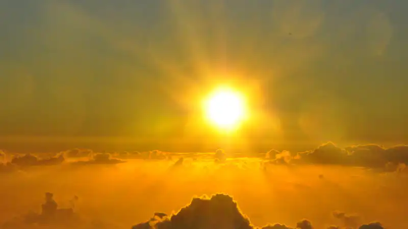 Казахстан: Погода в августе — танец солнца и грозы, где жара встречает ливни Астане