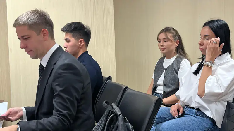 В Алматы адвокат блогера требует привлечь прокурора к делу Астане