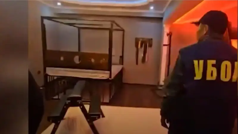 Полиция Астаны пресекла деятельность подпольной БДСМ-студии: видео от управления по борьбе с организованной преступностью Астане