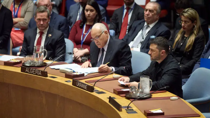 Зеленский: Будапештский меморандум потерпел крах, Украина ищет новые пути безопасности Астане