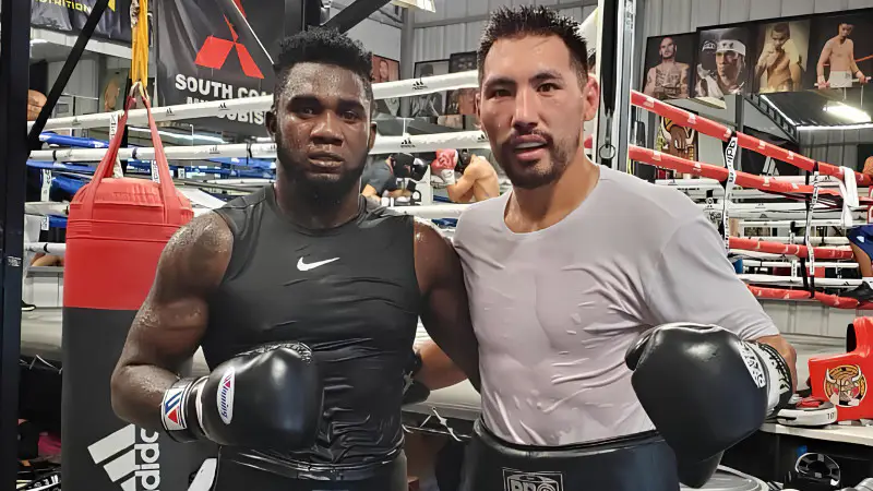 Чемпион мира согласился на бой с Жанибеком Алимханулы за три титула, а Карлос Адамес, чемпион мира по версии WBC в среднем весе, также подтвердил договоренность о поединке с казахстанским боксером. Астане