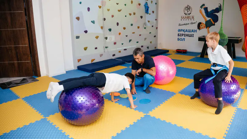 Инклюзия в Астане: 10 новых кабинетов от Самрук-Қазына Астане