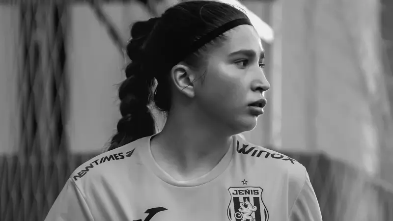 Трагедия в мире спорта: Футболистка Виктория Кайсаринова из клуба 'Женис' погибла в автомобильной аварии Астане