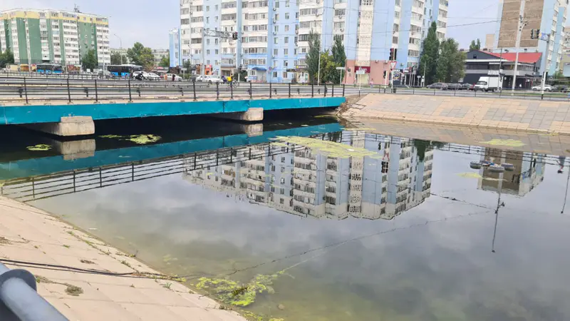 Река Сазды в центре Актобе. Фото: ©️