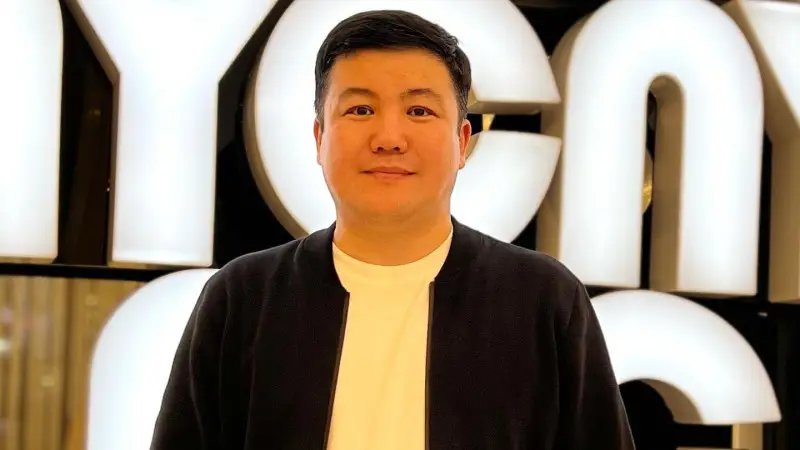 Турсынбек Кабатов опроверг слухи о себе в видеообращении: "Не верьте!" Астане