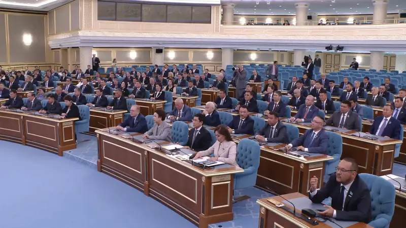 Краткость заседания парламента: символы новой политической реальности в Казахстане Астане